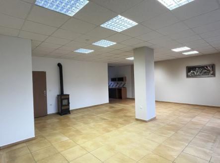 Pronájem obchodní prostor, 66 m²