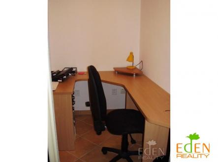 Pronájem bytu, 1+kk, 42 m²