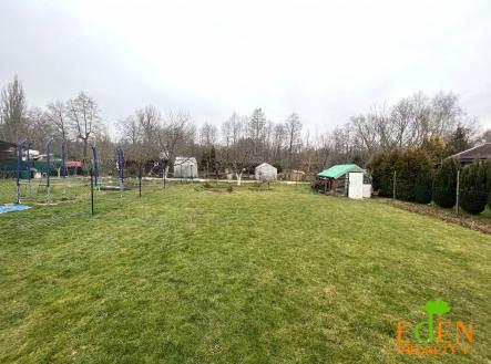 Pronájem pozemku, zahrada, 300 m²