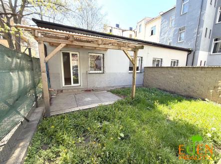 Pronájem bytu, 3+kk, 75 m²