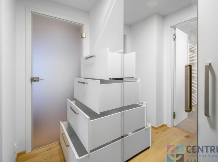 Pronájem bytu, 3+kk, 89 m²