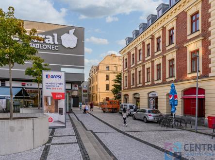 Prodej nájemního domu, 1 384 m²