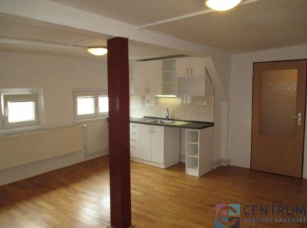 Pronájem bytu, 1+kk, 42 m²