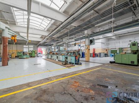 Pronájem výrobní prostor, 1 426 m²