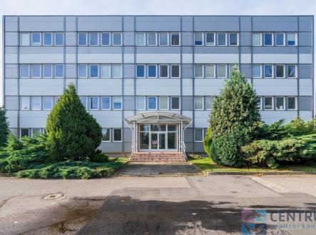 Pronájem komerčního objektu, administrativní budova, 1 684 m²