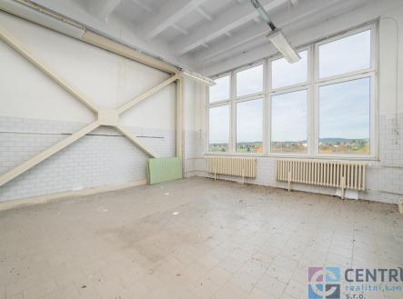 Pronájem skladovací prostor, 609 m²