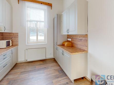 Pronájem bytu, 4+1, 143 m²