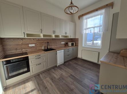 Pronájem bytu, 4+1, 143 m²