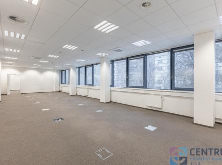 Pronájem kanceláře, 116 m²