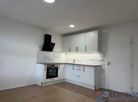 Pronájem bytu, 1+kk, 29 m²