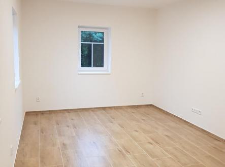 Pronájem bytu, 1+kk, 28 m²