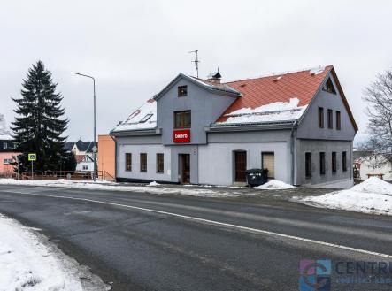 Pronájem obchodní prostor, 323 m²