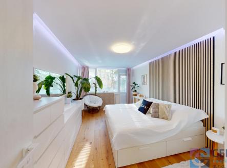 Pronájem bytu, 3+kk, 65 m²