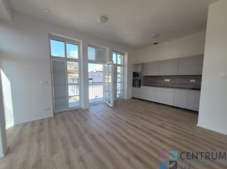 Pronájem bytu, 2+kk, 60 m²