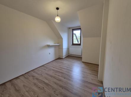 Pronájem bytu, 2+1, 66 m²