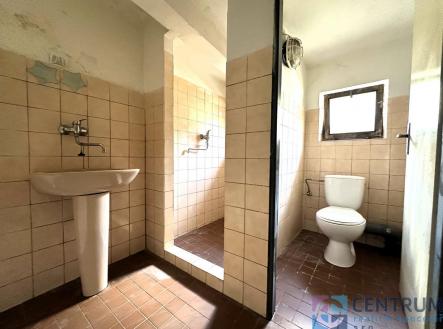 Pronájem skladu, 70 m²