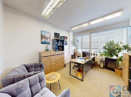 Pronájem kanceláře, 390 m²