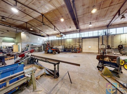 Pronájem výrobní prostory, 611 m²