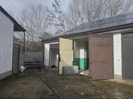 Pronájem skladovací prostor, 28 m²