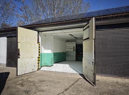 Pronájem skladovací prostor, 28 m²