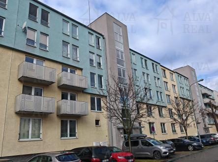 Pronájem bytu, 1+kk, 32 m²