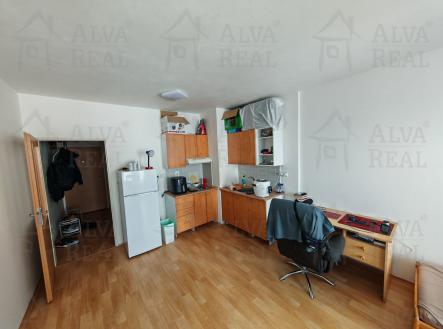 Pronájem bytu, 1+kk, 32 m²