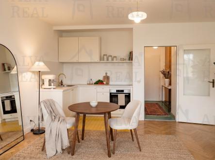 Prodej bytu, 1+kk, 38 m²