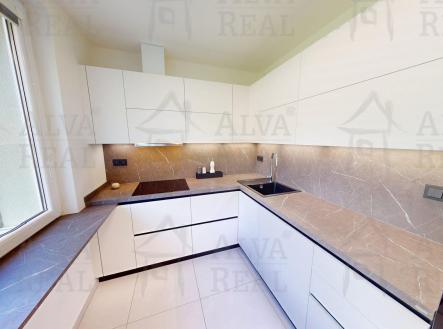 Prodej bytu, 3+1, 76 m²