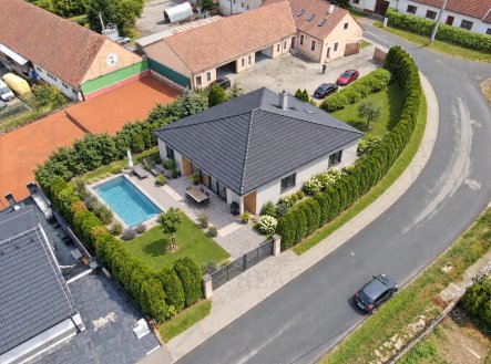 Prodej pozemku pro bydlení, 694 m²