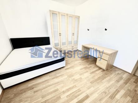 Pronájem bytu, 2+kk, 54 m²