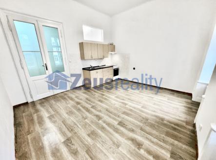 Pronájem bytu, 3+kk, 81 m²