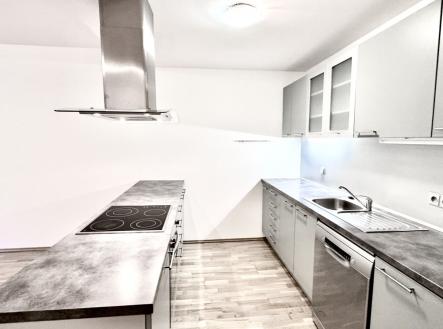 Pronájem bytu, 3+kk, 84 m²