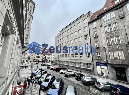 Pronájem kanceláře, 43 m²