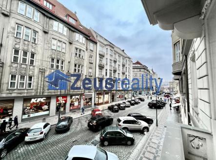 Pronájem kanceláře, 43 m²