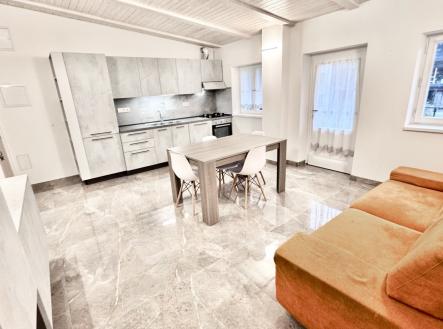 Pronájem bytu, 1+1, 43 m²