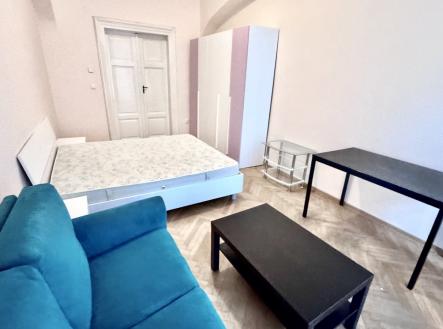 Pronájem bytu, 1+1, 32 m²