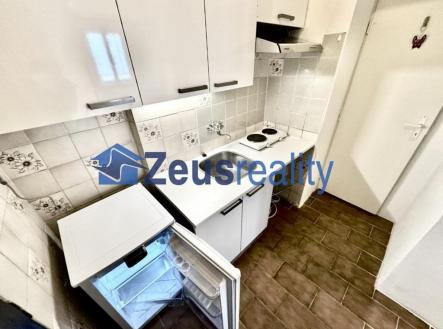 Pronájem bytu, 1+kk, 26 m²