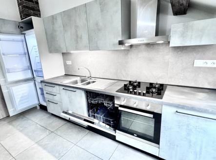 Pronájem bytu, 2+1, 61 m²