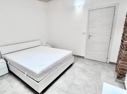 Pronájem bytu, 2+1, 61 m²