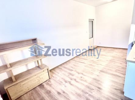 Pronájem bytu, 2+kk, 40 m²