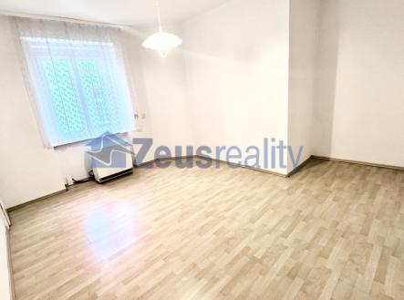 Pronájem bytu, 1+kk, 28 m²