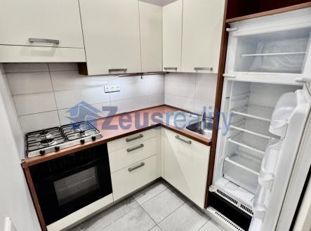 Pronájem bytu, 2+kk, 42 m²