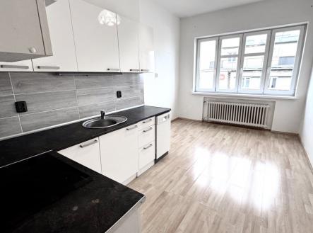 Pronájem bytu, 3+kk, 95 m²