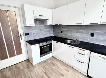 Pronájem bytu, 3+kk, 95 m²