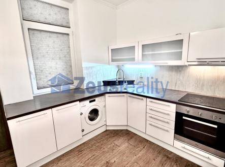 Pronájem bytu, 1+1, 42 m²