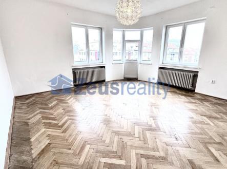 Pronájem bytu, 2+1, 95 m²