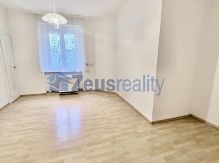 Pronájem bytu, 1+kk, 28 m²