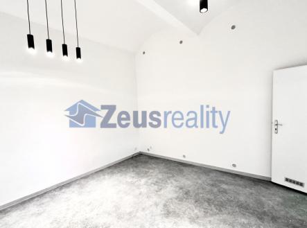 Pronájem kanceláře, 55 m²