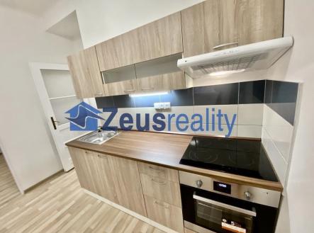 Pronájem bytu, 2+kk, 40 m²