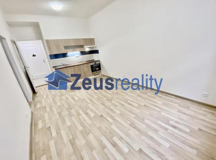 Pronájem bytu, 2+kk, 40 m²